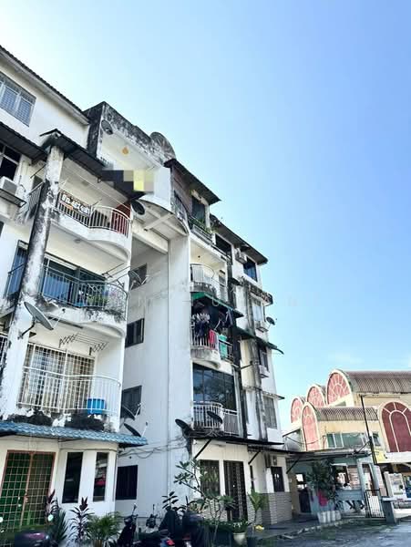 Apartment for Sale at The Astaria - Wan Nurani - PropertyGuru.com.my