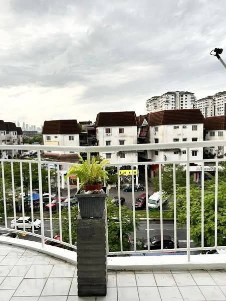 Apartment for Sale at The Astaria - Wan Nurani - Balcony - PropertyGuru.com.my