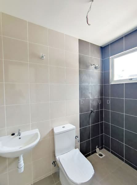 Townhouse for Rent in Sepang (Selangor) - Rohani Daud - Bathroom - PropertyGuru.com.my