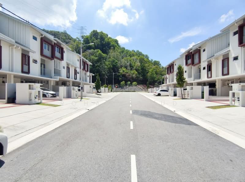 Townhouse for Rent in Sepang (Selangor) - Rohani Daud - Exterior - PropertyGuru.com.my