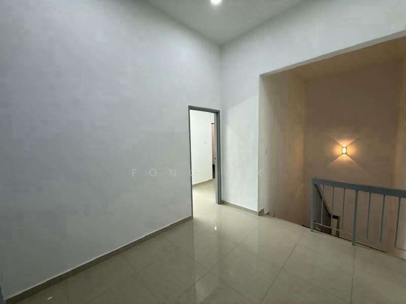2-storey Terraced House for Sale in Taman Molek (Johor Bahru) - Fong Lik - Interior - PropertyGuru.com.my