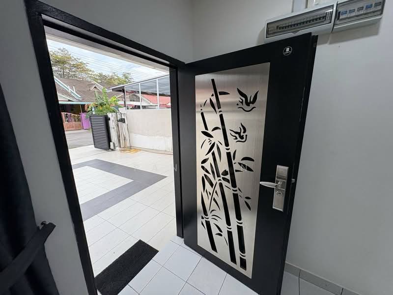 1.5-storey Terraced House for Rent in Taman Molek (Johor Bahru) - Pan Pan - PropertyGuru.com.my