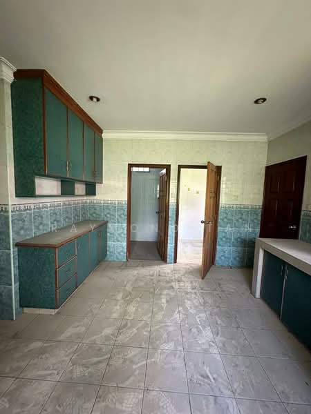 Bungalow for Sale in Sungai Buloh (Selangor) - Raymond Tan - Kitchen - PropertyGuru.com.my