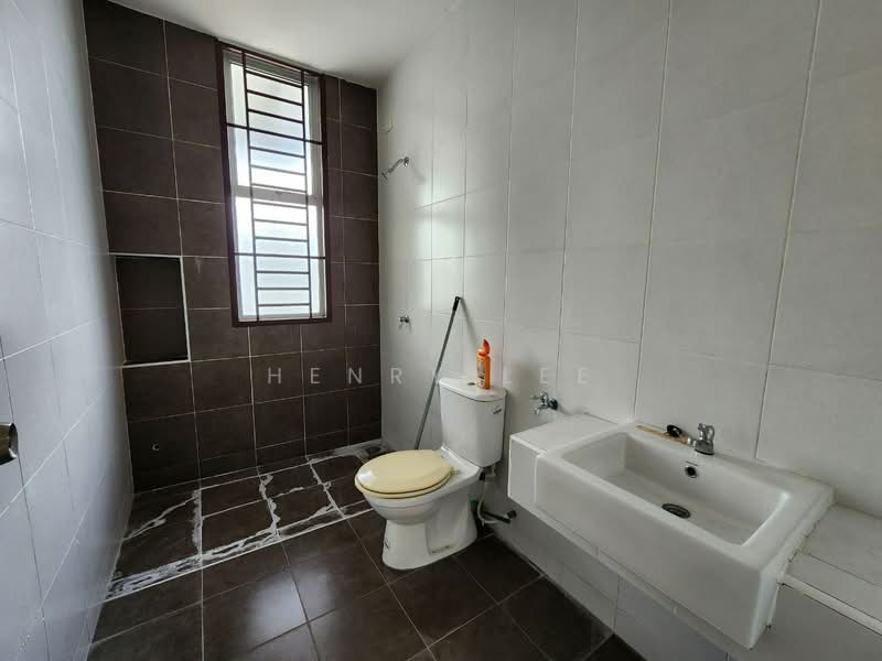 Rumah Teres 2 Tingkat untuk Dijual di Masai (Johor) - Henry Lee - Bathroom - PropertyGuru.com.my