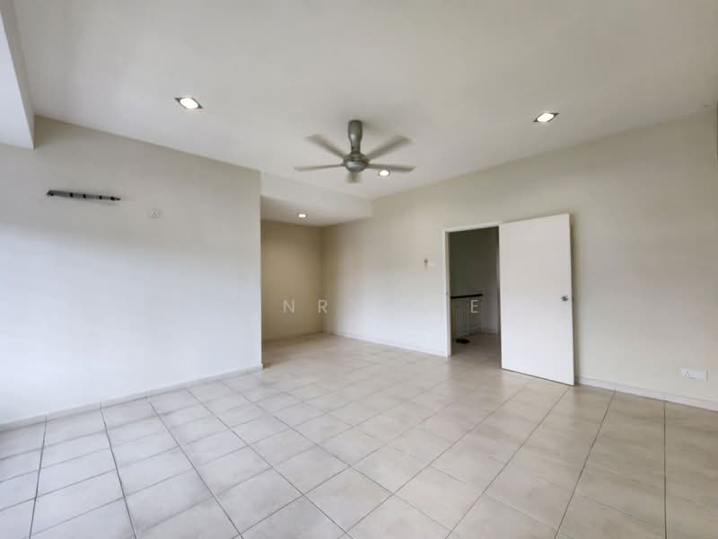 Rumah Teres 2 Tingkat untuk Dijual di Masai (Johor) - Henry Lee - Living Room - PropertyGuru.com.my