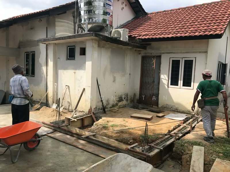 Rumah Teres 1 Tingkat untuk Dijual di Seksyen 3 (Petaling Jaya) - Raymond Tan - Exterior - PropertyGuru.com.my