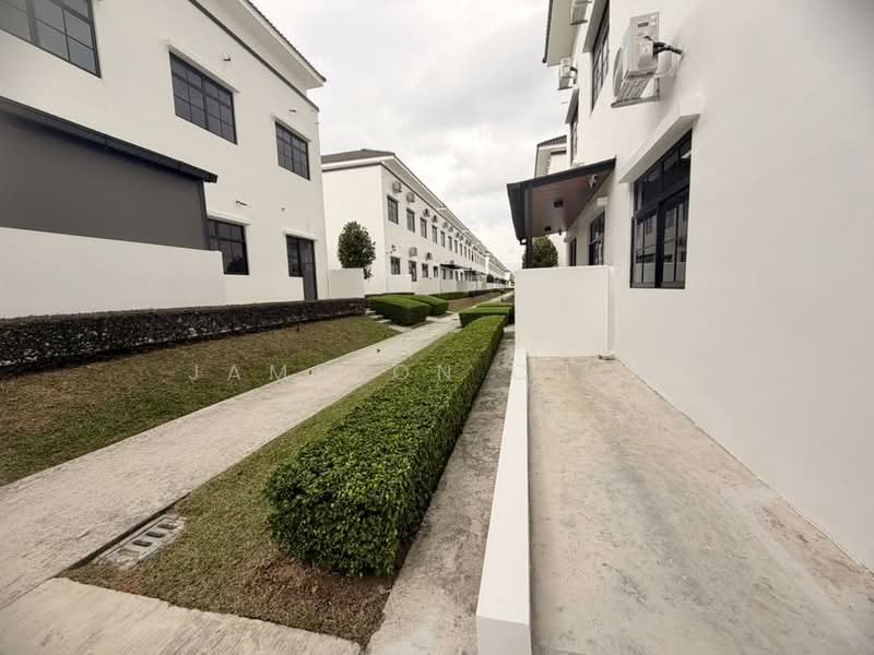 Rumah Teres 2 Tingkat untuk Disewa di Iskandar Puteri (Nusajaya) (Johor) - Jameson Choo - Exterior - PropertyGuru.com.my