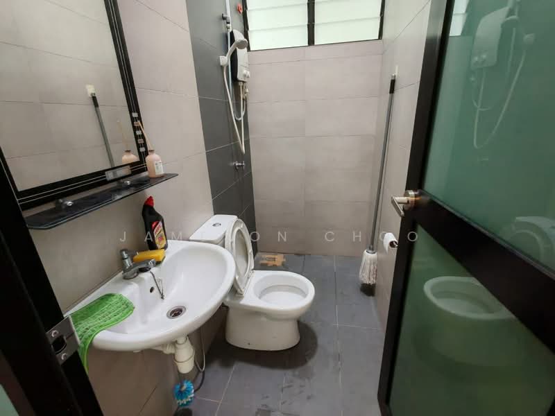 Rumah Teres 2 Tingkat untuk Dijual di Bandar Seri Alam (Masai) - Jameson Choo - PropertyGuru.com.my