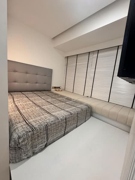 Condominium for Sale at Amberside @ Country Garden Danga Bay - HR Yeoh - Bedroom - PropertyGuru.com.my