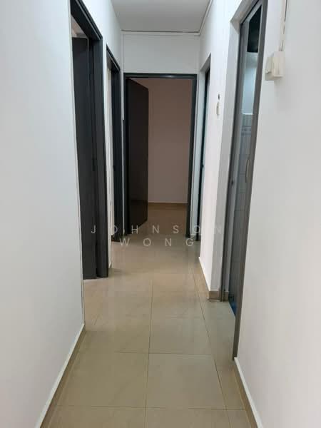 Rumah Flat untuk Dijual di Taman Gaya - Johnson Wong - Corridor - PropertyGuru.com.my