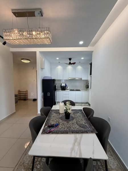 Pangsapuri untuk Dijual di Sierra Heights (Residensi Siera Perdana) - Robin Lim - Dining Room - PropertyGuru.com.my