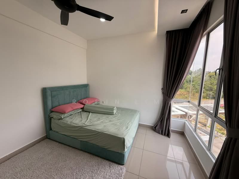 Pangsapuri untuk Dijual di Sierra Heights (Residensi Siera Perdana) - Robin Lim - Bedroom - PropertyGuru.com.my