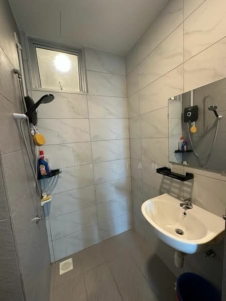 Service Residence for Rent at SKS Habitat - Ruby Liang - Bathroom - PropertyGuru.com.my