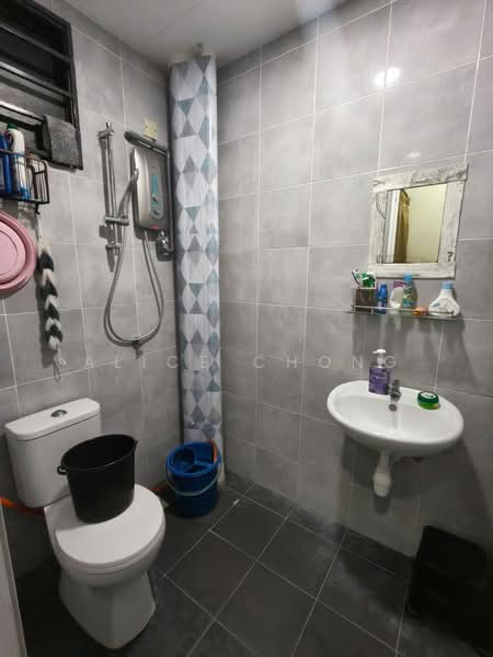 Condominium for Rent at Residensi Zamrud - Alice Chong - Bathroom - PropertyGuru.com.my