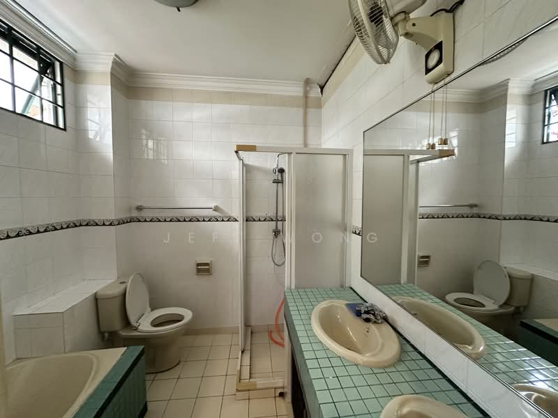 2-storey Terraced House for Rent in Tropicana Indah (Kota Damansara) - Jeff Wong - Bathroom - PropertyGuru.com.my