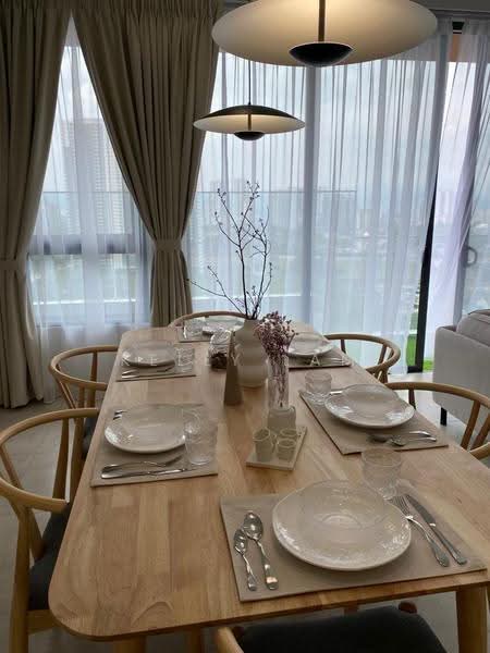 Kondominium untuk Dijual di Trinity Pentamont - Kelly Lam - Dining Room - PropertyGuru.com.my