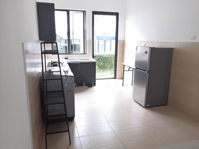 Rumah Teres 2 Tingkat untuk Dijual di Diamond City (Semenyih) - Jake Lim - Kitchen - PropertyGuru.com.my
