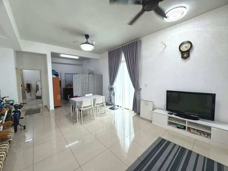 2-storey Terraced House for Sale in Taman Seri Austin (Tebrau) - Bernice Gan - Living Room - PropertyGuru.com.my