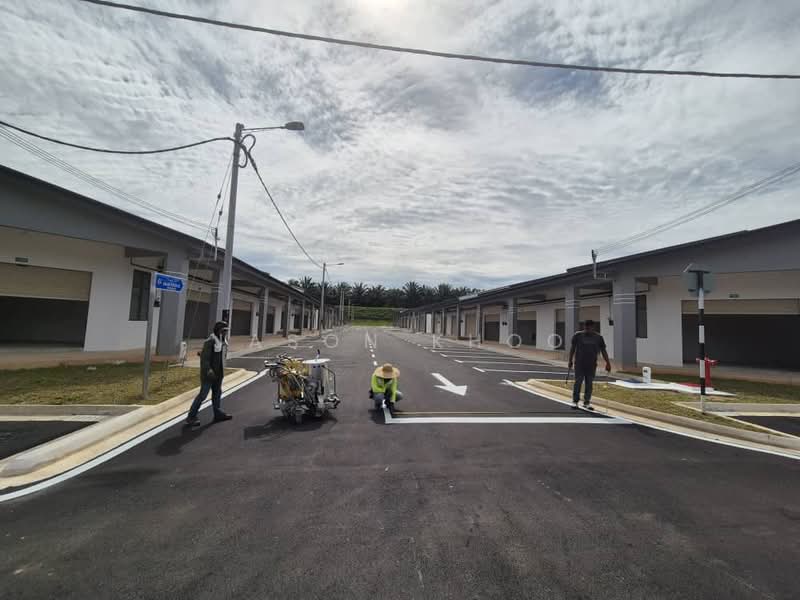 Shop / Office for Rent in Bandar Putra (Kulai) - Jason Khoo - Exterior - PropertyGuru.com.my