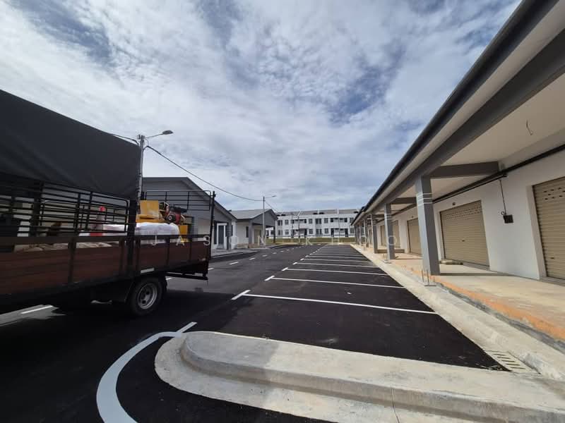 Shop / Office for Rent in Bandar Putra (Kulai) - Jason Khoo - Exterior - PropertyGuru.com.my