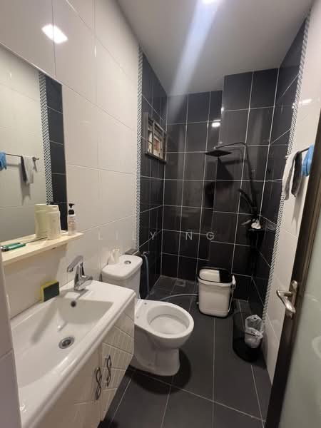 Rumah Berkembar untuk Disewa di Stutong (Kuching) - Lily Ng - Bathroom - PropertyGuru.com.my