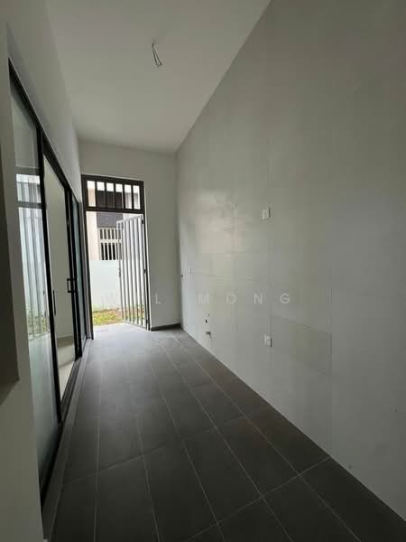 Cluster House for Sale in Austin Crest (Johor Bahru) - Wil Mong - Exterior - PropertyGuru.com.my