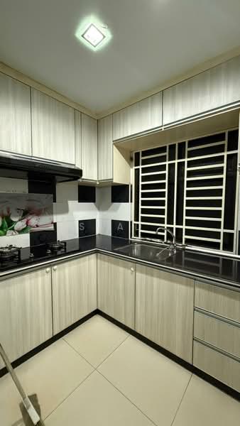 Pangsapuri untuk Dijual di Halaman Kenanga - Aswad . - Kitchen - PropertyGuru.com.my