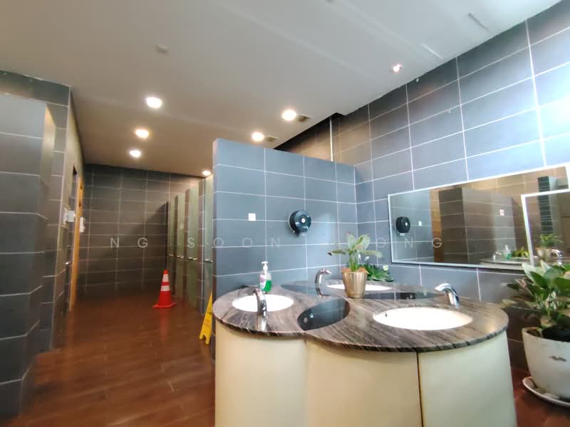 Service Residence for Sale at Laman Ceylon - Ng Soon Chong - Bathroom - PropertyGuru.com.my