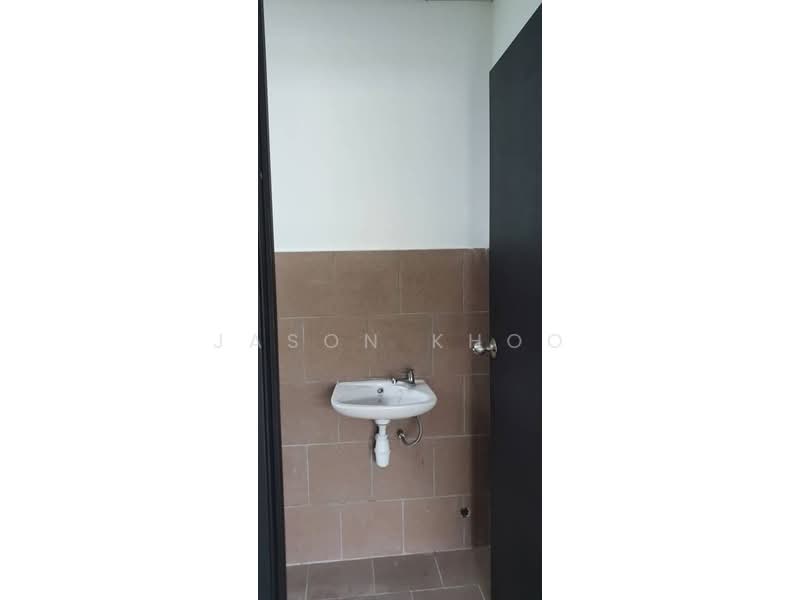 Shop / Office for Rent in Kangkar Pulai (Skudai) - Jason Khoo - Bathroom - PropertyGuru.com.my