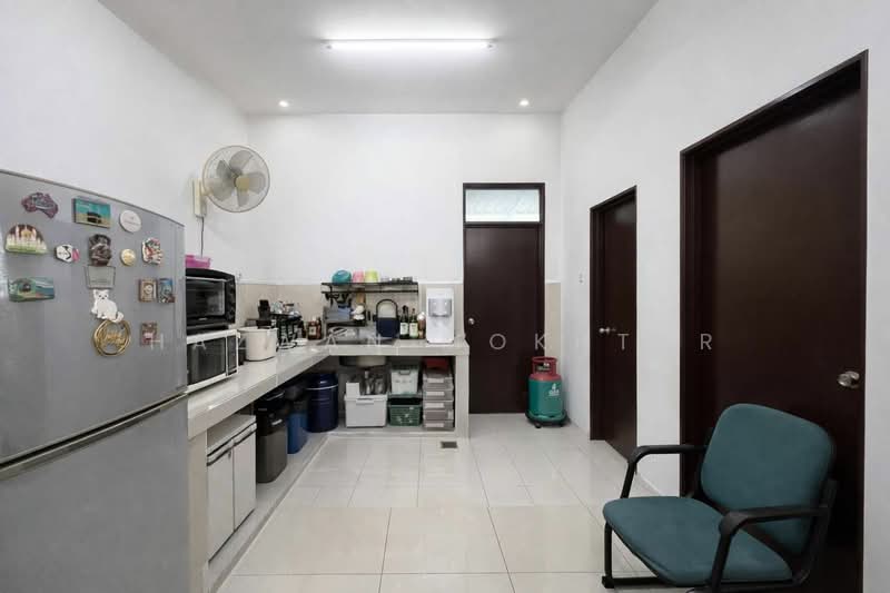 Rumah Teres untuk Dijual di Sungai Buloh (Selangor) - Hazwan Mokhtar - Kitchen - PropertyGuru.com.my