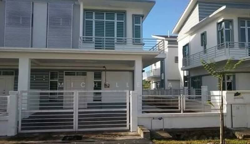 Rumah Teres 1 Tingkat untuk Dijual di Bandar Saujana Putra (Tanjong Duabelas) - Michelle Tan - Exterior - PropertyGuru.com.my