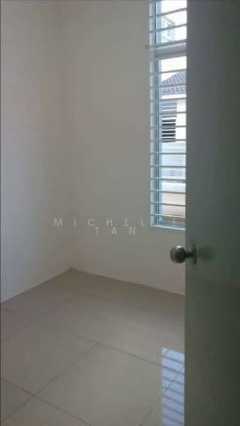 Rumah Teres 1 Tingkat untuk Dijual di Bandar Saujana Putra (Tanjong Duabelas) - Michelle Tan - Interior - PropertyGuru.com.my