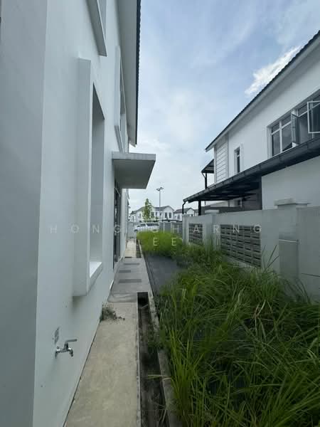 2-storey Terraced House for Rent in Johor Bahru (Johor) - Hong Charng Lee - Exterior - PropertyGuru.com.my