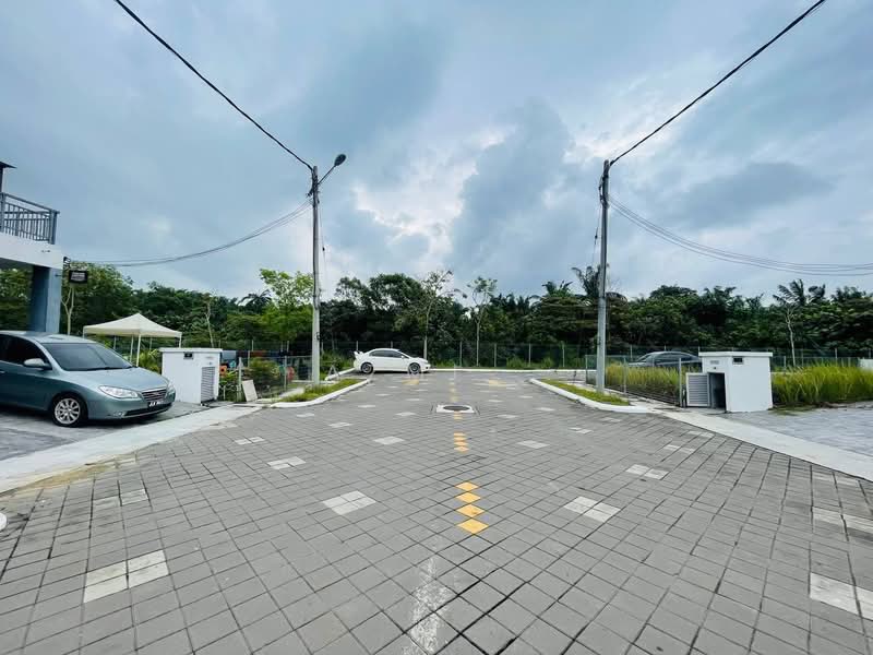 Rumah Bandar untuk Dijual di Kuala Selangor (Selangor) - Azmi . - PropertyGuru.com.my
