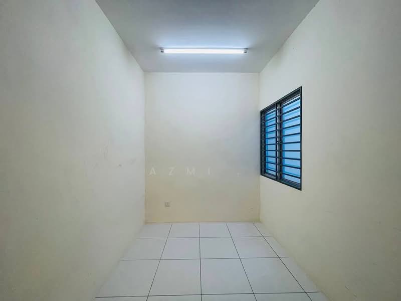 Rumah Bandar untuk Dijual di Kuala Selangor (Selangor) - Azmi . - PropertyGuru.com.my
