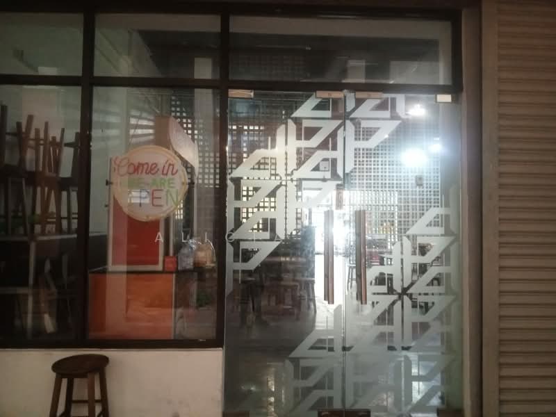 Shop / Office for Sale in Petaling Jaya (Selangor) - Alicia Soo - Entrance - PropertyGuru.com.my