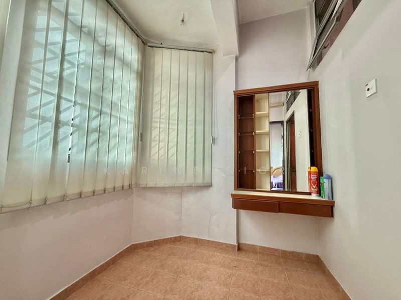 2-storey Terraced House for Sale in Taman Ungku Tun Aminah (Skudai) - Karine Sior - Interior - PropertyGuru.com.my