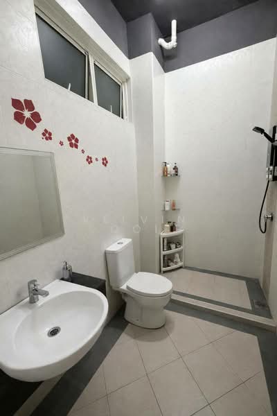 Rumah Berkembar untuk Dijual di Bayan Lepas (Penang) - Kelvin Ooi - Bathroom - PropertyGuru.com.my