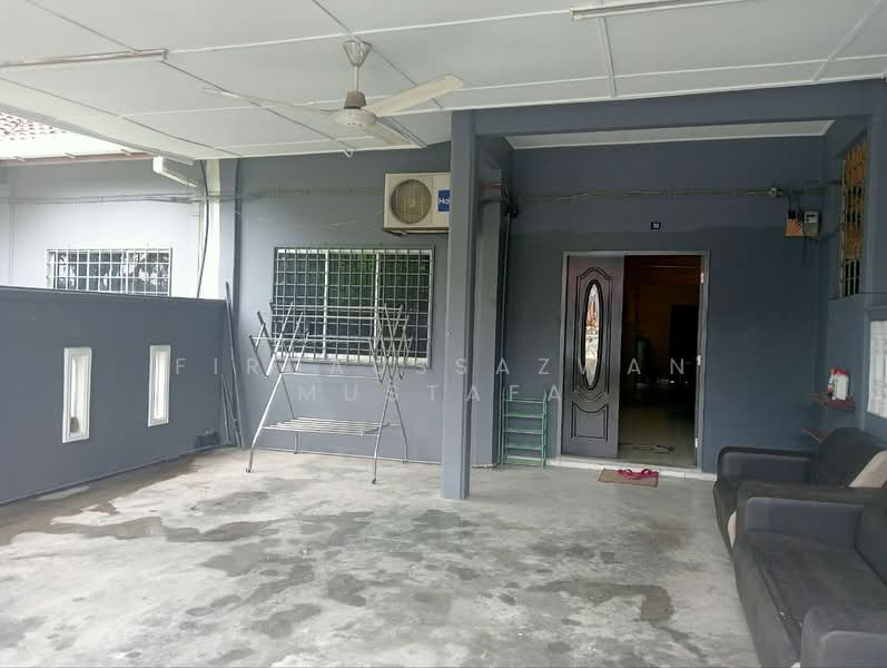 Rumah Teres 1 Tingkat untuk Dijual di Kota Puteri Seksyen 8 (Batu Arang) - Firdaussazwan Mustafa - Exterior - PropertyGuru.com.my