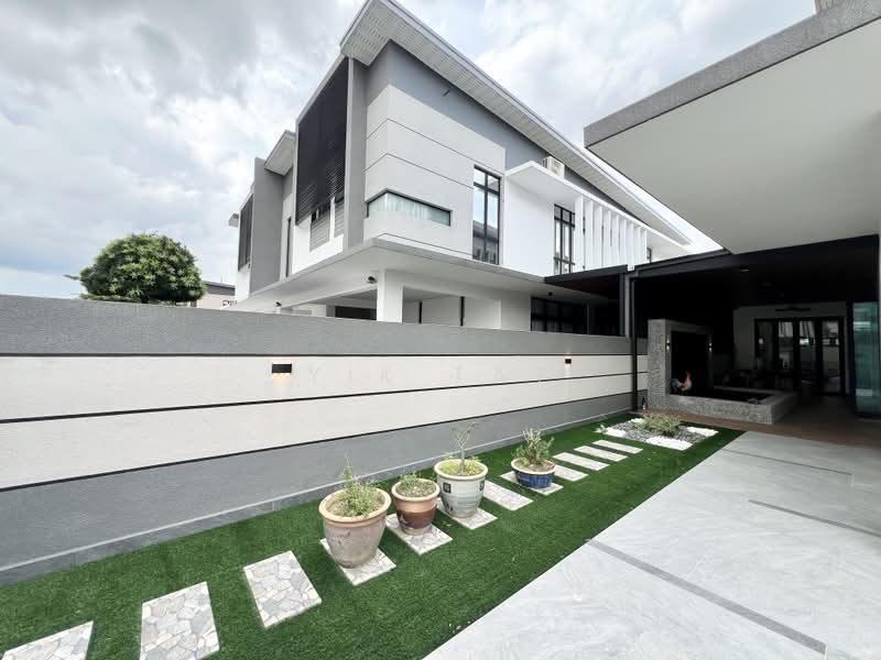 Rumah Berkembar untuk Dijual di Taman Gaya (Ulu Tiram) - Yik Tat - PropertyGuru.com.my