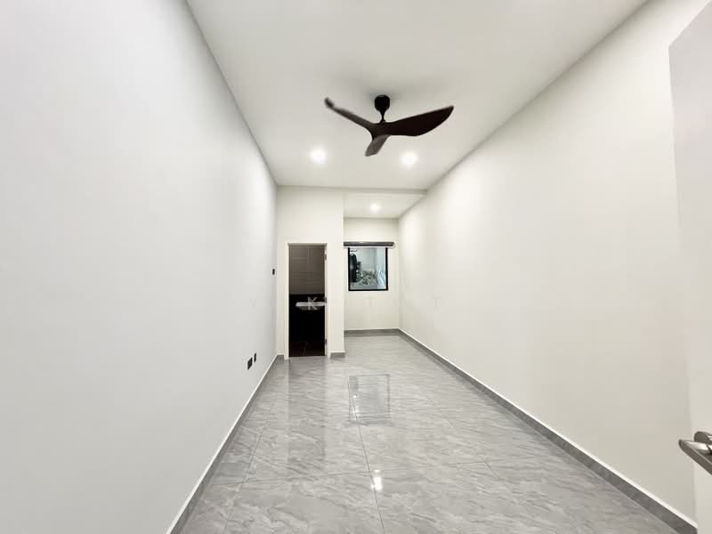 Rumah Berkembar untuk Dijual di Taman Gaya (Ulu Tiram) - Yik Tat - PropertyGuru.com.my