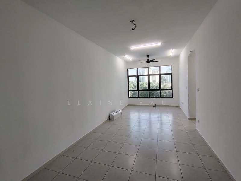 Kondominium untuk Dijual di Casa Green - Elaine Yau - Living Room - PropertyGuru.com.my