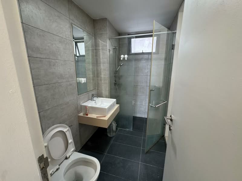 Kondominium untuk Disewa di Cascades Residency - Kian Fei - Bathroom - PropertyGuru.com.my