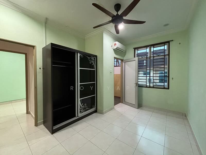 2-storey Terraced House for Sale in Taman Seri Orkid (Skudai) - Roy Yap - Bedroom - PropertyGuru.com.my