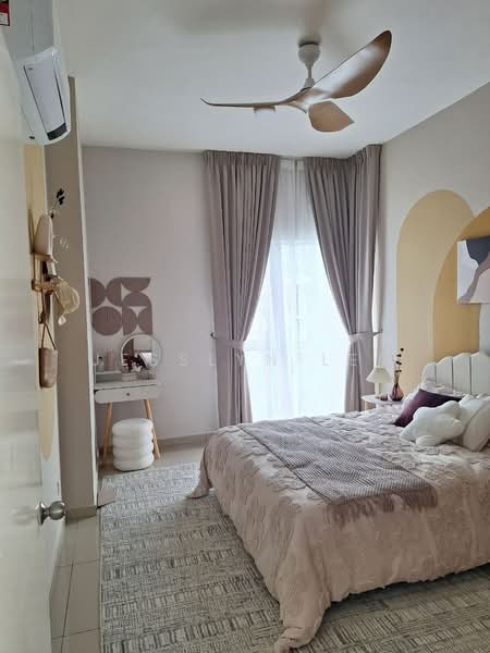 Service Residence for Sale at Jadite Suites - Jesslyn Lee - Bedroom - PropertyGuru.com.my