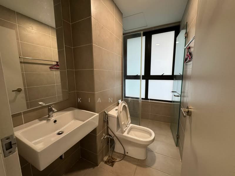 Servis Apartment untuk Disewa di D'sara Sentral - Kian Fei - Bathroom - PropertyGuru.com.my