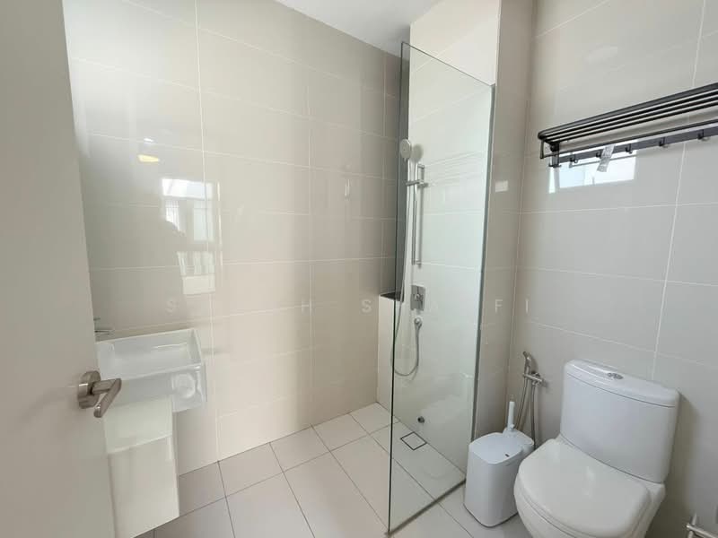 Cluster House for Sale in Medini (Iskandar Puteri (Nusajaya)) - Sarah Shaffi - Bathroom - PropertyGuru.com.my