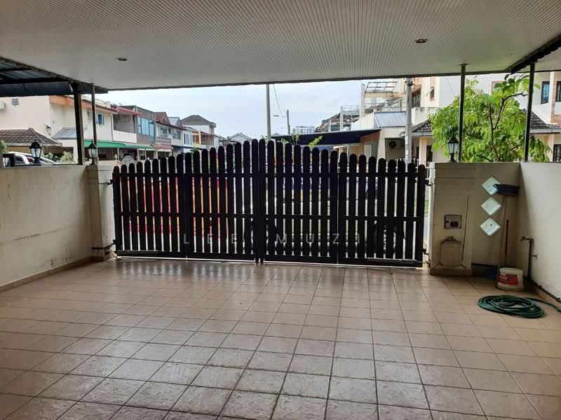 Rumah Teres 2 Tingkat untuk Dijual di Taman Bercham Suria (Tambun) - Lee Muzi - Exterior - PropertyGuru.com.my