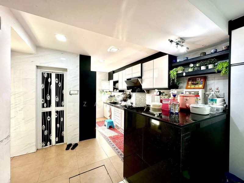 Rumah Teres 2 Tingkat untuk Dijual di Lembah Keramat (Ulu Kelang) - Izzah Alias - Kitchen - PropertyGuru.com.my
