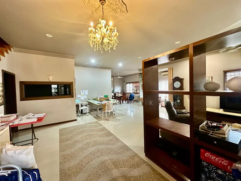 Rumah Berkembar untuk Dijual di Cheras (Selangor) - Pat - Sy Koh - Living Room - PropertyGuru.com.my